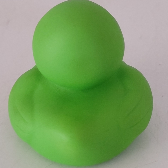 Rare 2" Masked Mallard Rubber Duckie Green/White. This is a rare and unique 2" m - Picture 3 of 6